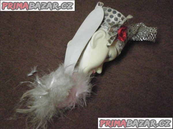 NÁSTĚNNÁ DEKORACE