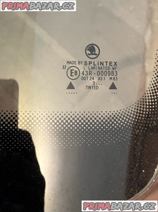 Přední sklo Škoda FELICIA zelené s pruhem - NOVÉ