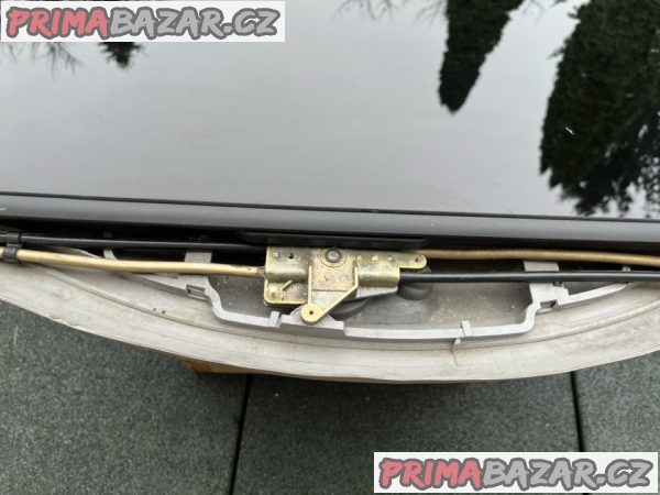 ŠÍBR WEBASTO - výsuvné střešní okno