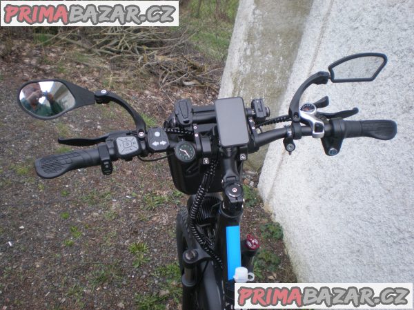 ELEKTROKOLO S PŘÍVĚSEM