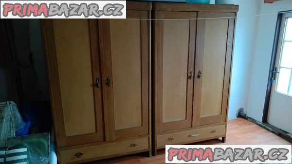 Nábytek za odvoz a čokoládu