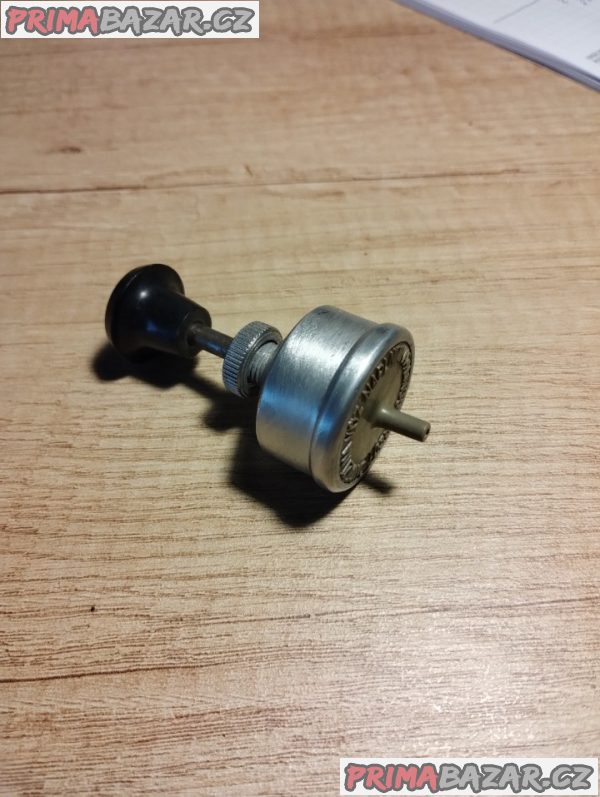 Ostřikovač čelního skal – Škoda Spartak, Octavia, Felicia