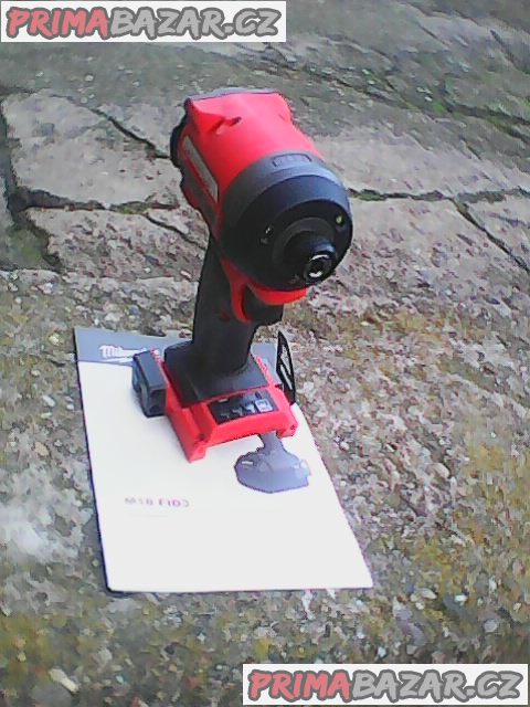 Milwaukee M18 fid3-0 226Nm razovy utahovak 1/4 Hex