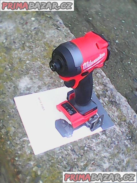 Milwaukee M18 fid3-0 226Nm razovy utahovak 1/4 Hex