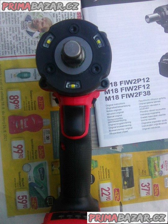 Milwaukee M18 FIW2F12 golovy 339 Nm aku razovy utahova