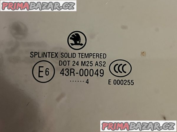 Skla dveří Škoda OCTAVIA tónované - zelené Skla dveří Škoda OCTAVIA tónované - zelené