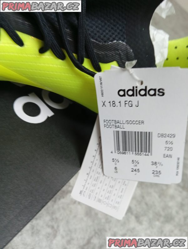 Kopačky Adidas Predator Freak.