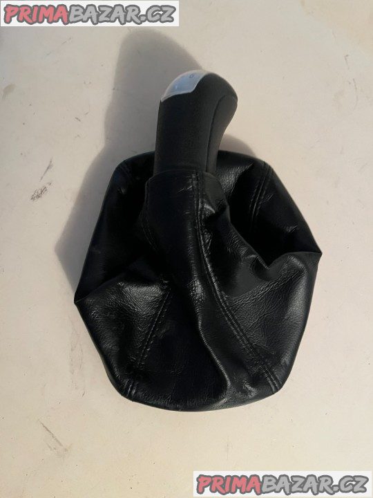 Hlavice řadící páky OCTAVIA I. s manžetou