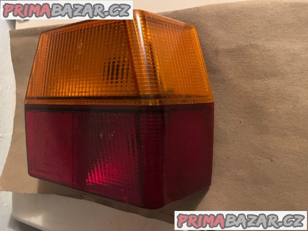Zadní světla na ŠKODA FAVORIT FORMAN