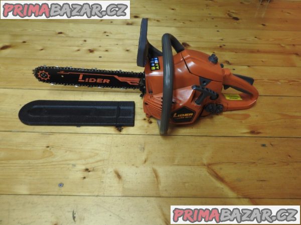 Motorová benzínová řetězová pila Lieder AO 4014