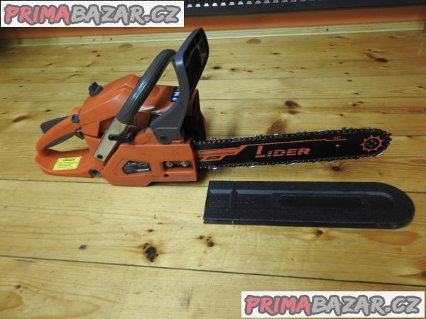 Motorová benzínová řetězová pila Lieder AO 4014