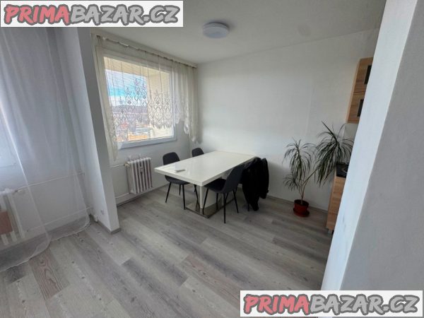 Pronájem světlého bytu 3+1 s lodžií, 77 m2 – Čerčany, ul. Havlíčkova Pronájem světlého bytu 3+1 s lodžií, 77 m2 – Čerčany, ul. Havlíčkova