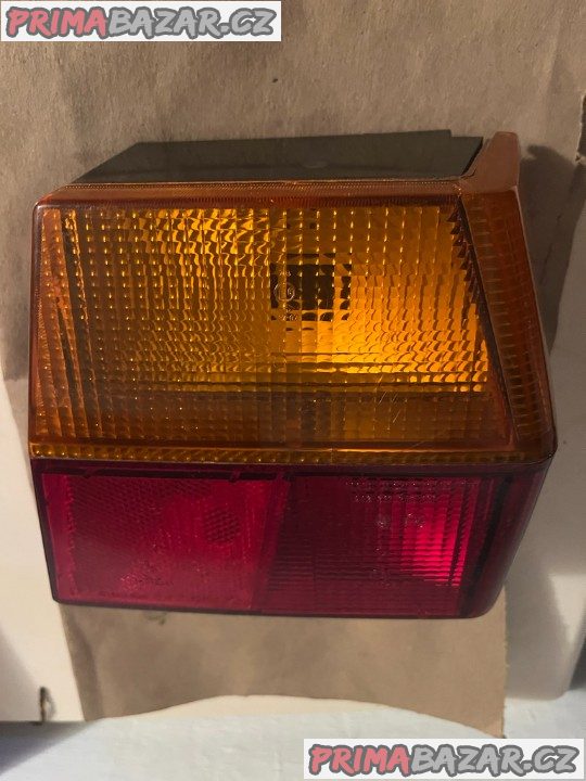 Zadní světla na ŠKODA FAVORIT FORMAN