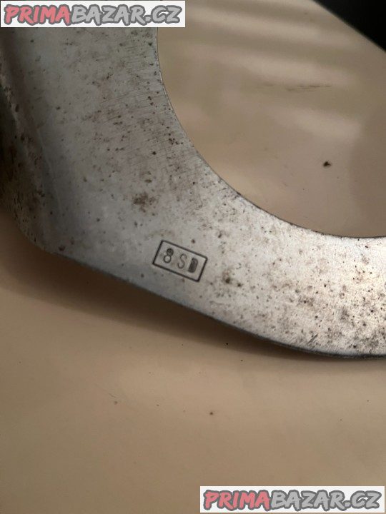 Rozpěrné tyče podběhů FAVORIT FELICIA