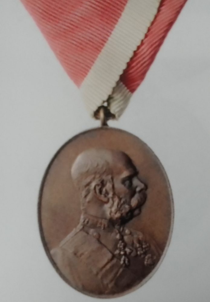 Faleristický materiál odkoupím hotově za katalogové ceny