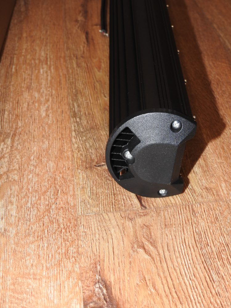 Led světelná rampa s optikou 65cm 12/24V Nová Led světelná rampa s optikou 65cm 12/24V Nová