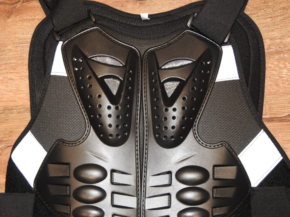 Chráničová vesta Nová