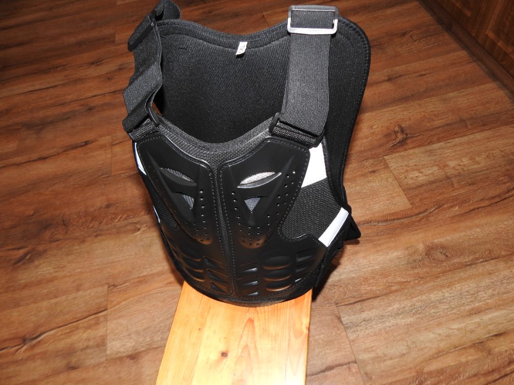 Chráničová vesta Nová