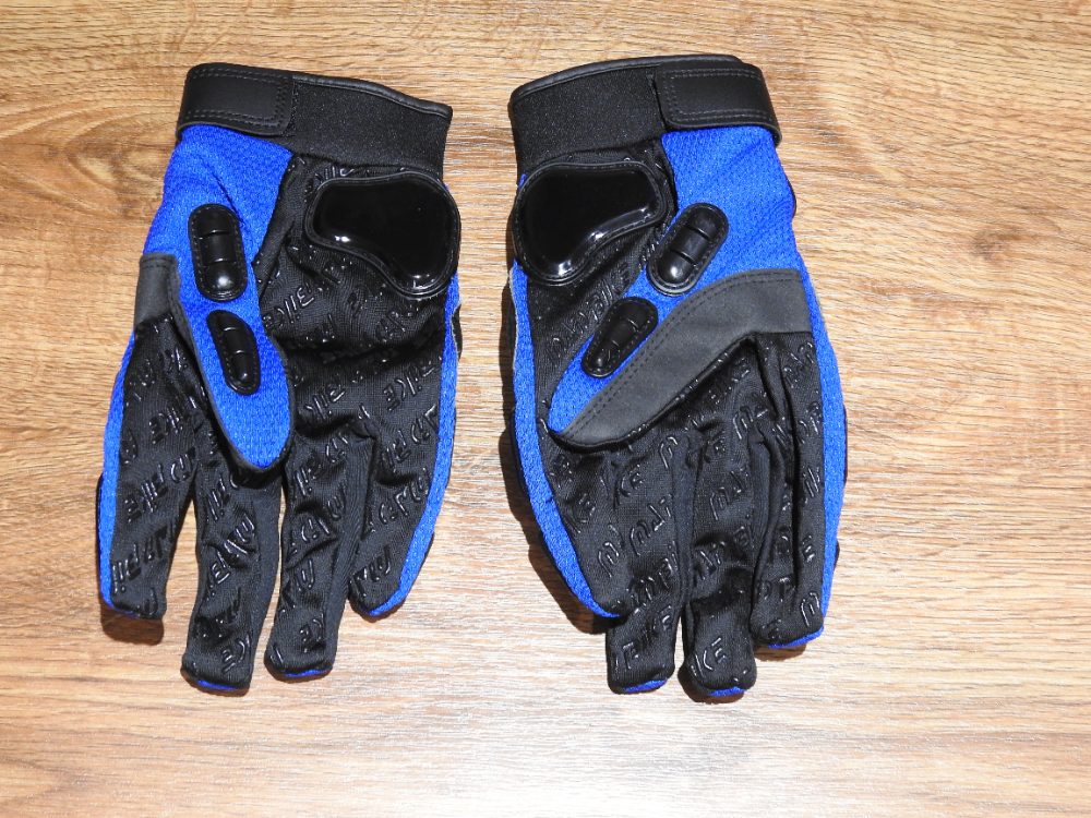 Rukavice textilní s chrániči Nové Rukavice textilní s chrániči Nové