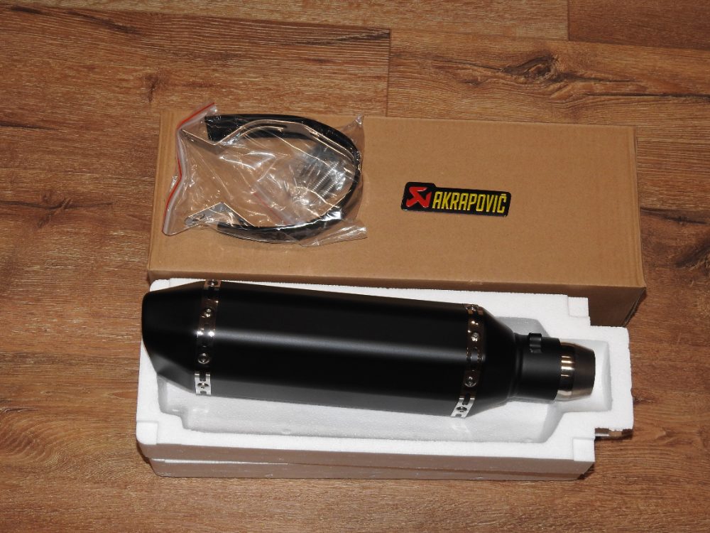 Laděný výfuk Akrapovič černý mat Nový Laděný výfuk Akrapovič černý mat Nový