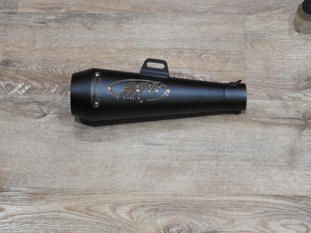 Laděný výfuk celonerezový černý mat. Nový