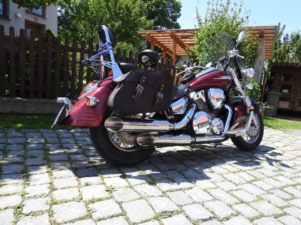 Honda Nové Nerezové Laděné Výfuky Thundering Eagle Honda Nové Nerezové Laděné Výfuky Thundering Eagle