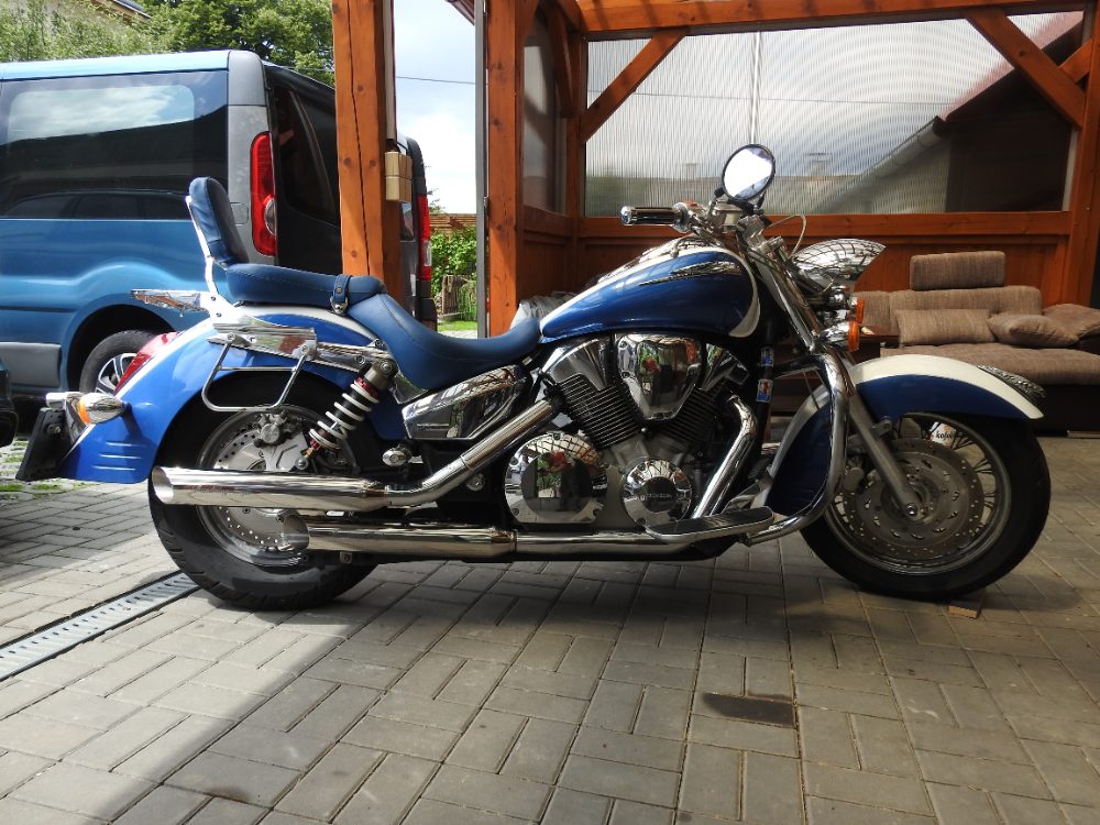 Honda Nové Nerezové Laděné Výfuky Thundering Eagle Honda Nové Nerezové Laděné Výfuky Thundering Eagle