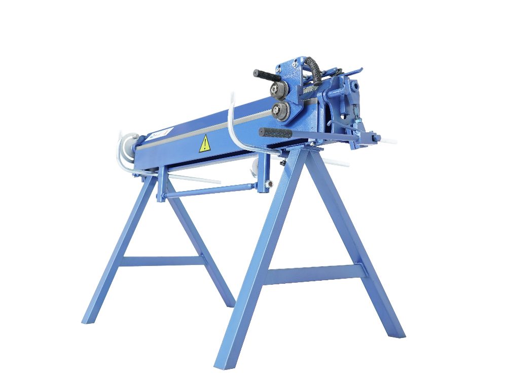 Ruční ohýbačka plechu 1400/1,2/145° Prod Masz