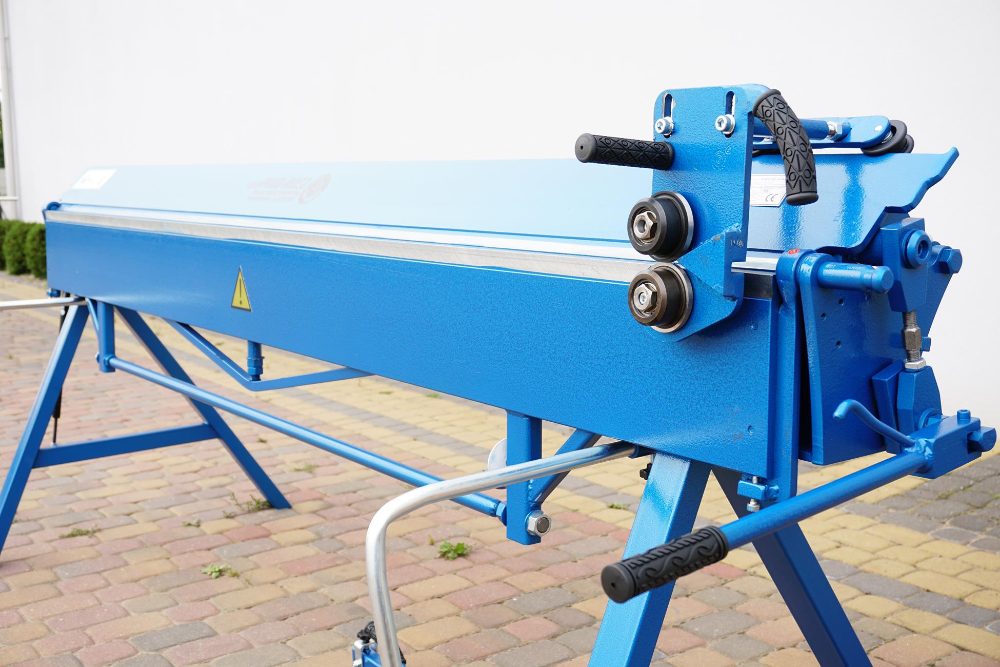 Ohýbačka na plech ZGR 2140/1,2/145° Prod-Masz 2m ohýbačka plechu Ohýbačka na plech ZGR 2140/1,2/145° Prod-Masz 2m ohýbačka plechu