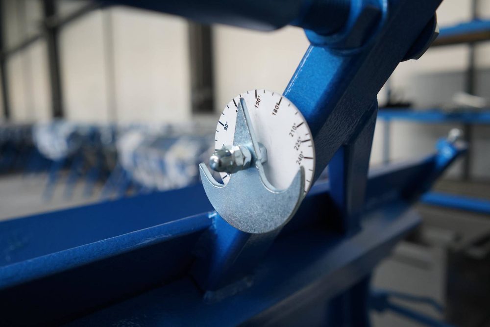 ohýbačka plechů 2,5-metru ohýbací-stroje ZGR 2640/1,2/145° ohýbačka plechů 2,5-metru ohýbací-stroje ZGR 2640/1,2/145°