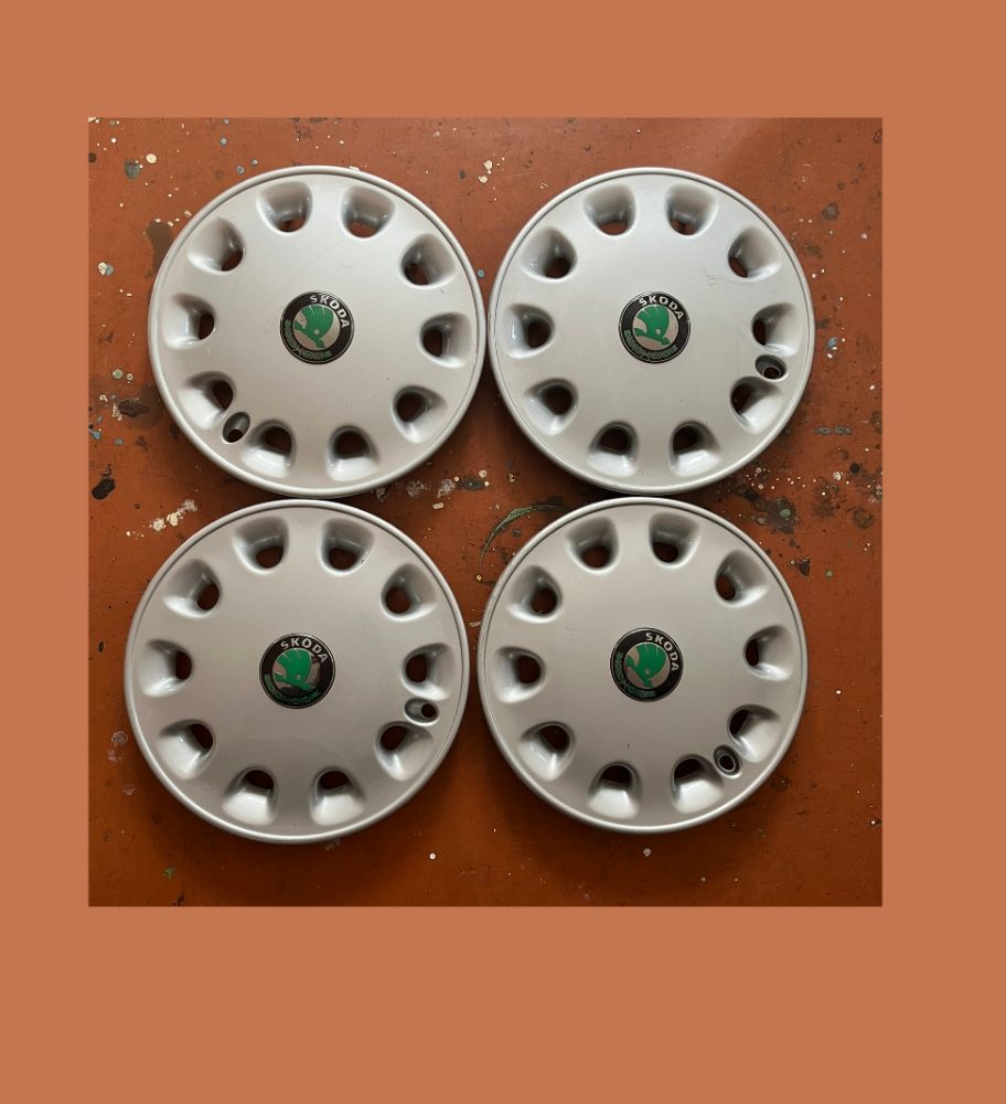 Poklice na ŠKODA FELICIA GLX - sada 4ks