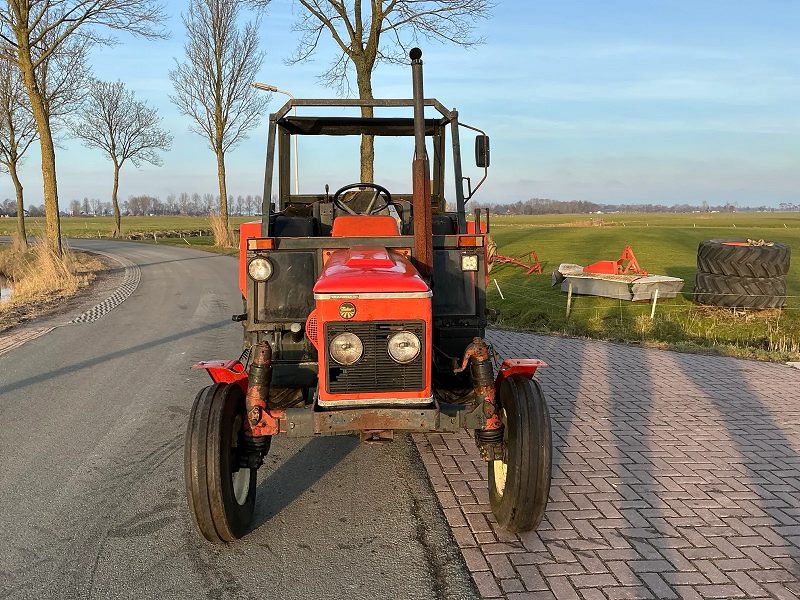 Prodej traktoru Zetor 6011 (1983) – 2WD, plně funkční