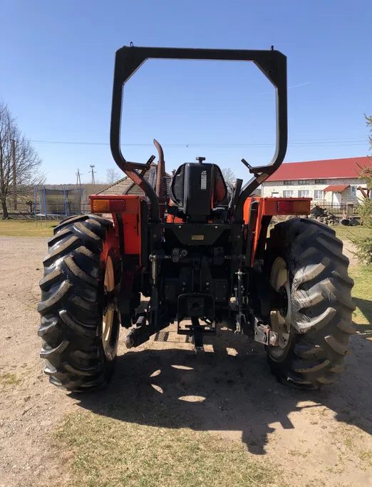 Traktor Zetor 4340 (1997) – 60 HP, originální nakladač