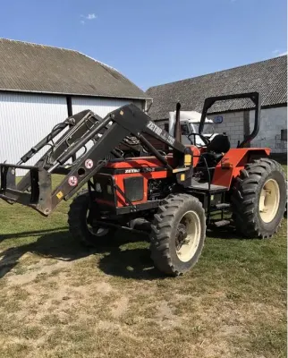 Traktor Zetor 4340 (1997) – 60 HP, originální nakladač
