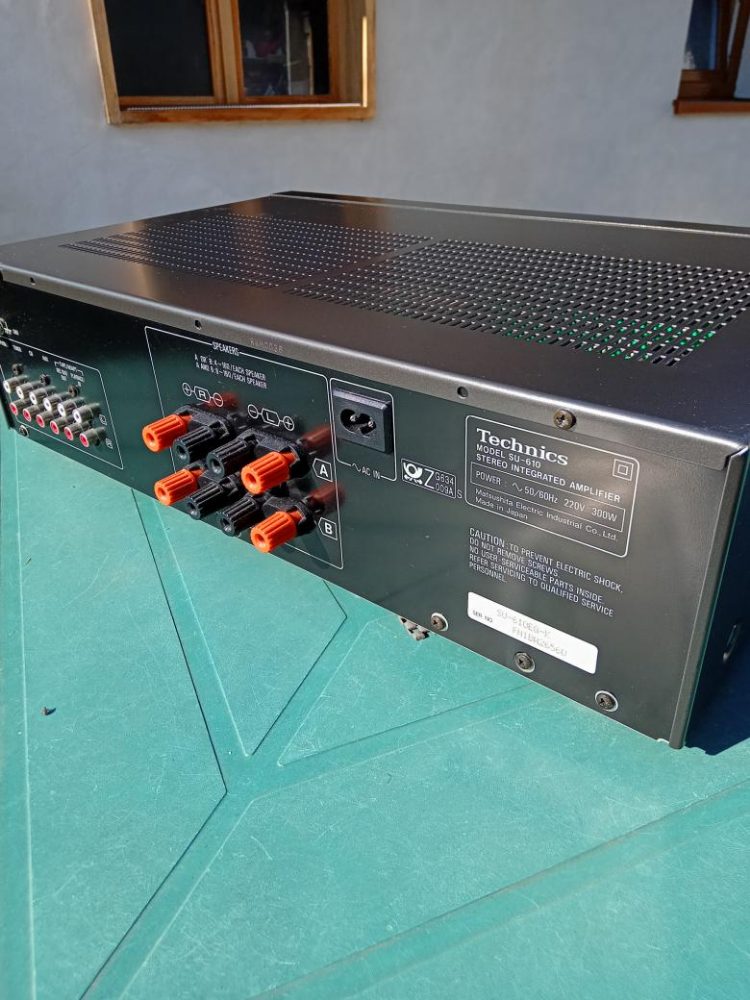 Prodám zesilovač Technics  SU – 610