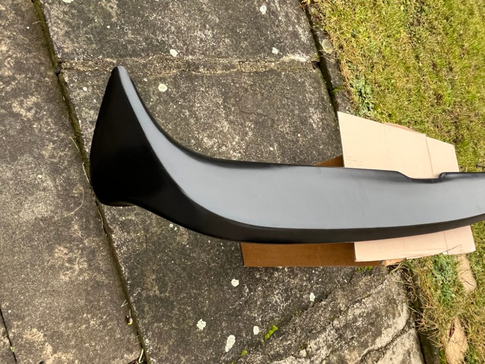 Zadní spojler FAVORIT - FORMAN