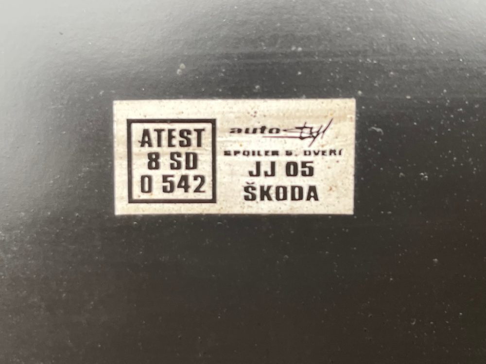 Zadní spojler FAVORIT - FORMAN