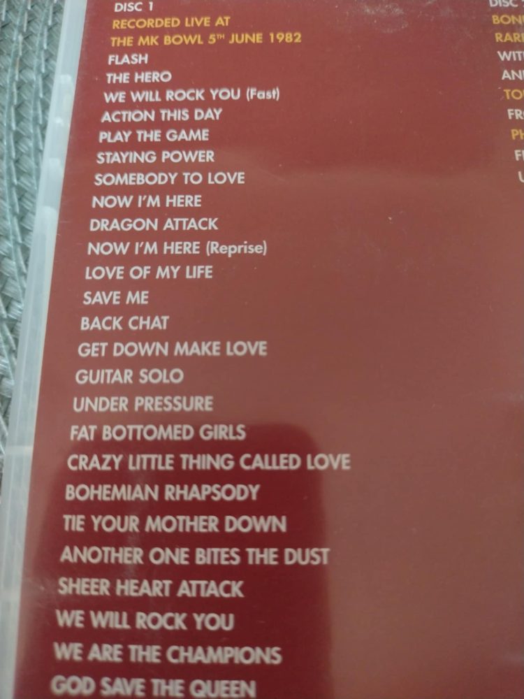 Dvoj DVD Queen - Queen on fire Koncert z Bowl