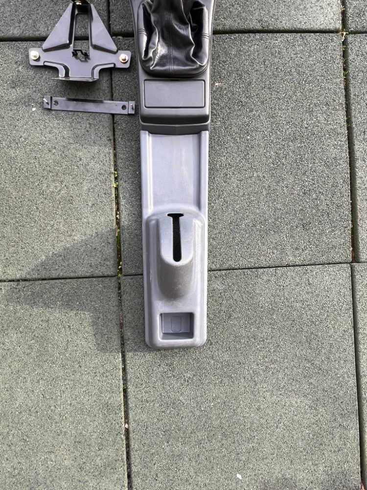 Středový panel ŠKODA FELICIA GLX Středový panel ŠKODA FELICIA GLX