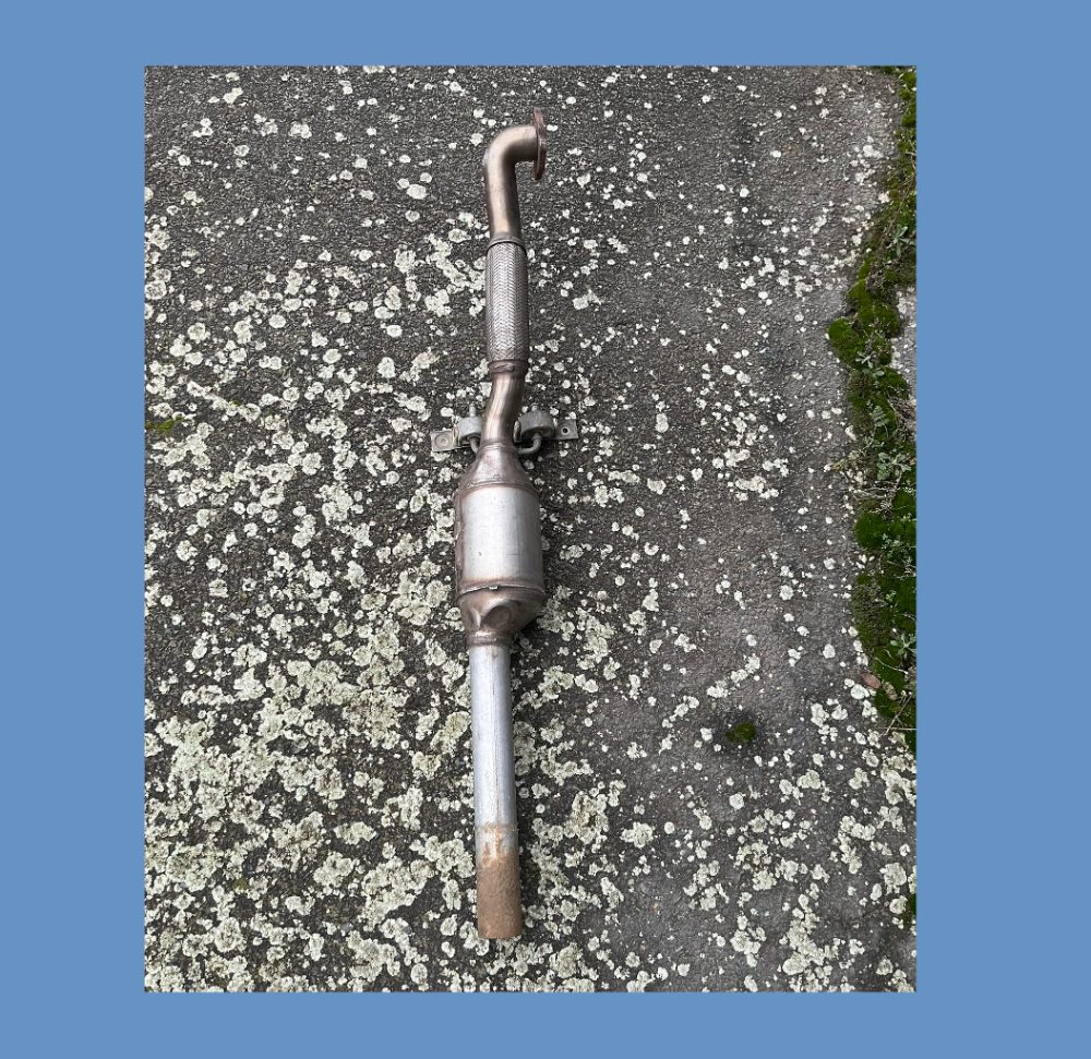 OCTAVIA 1.9TDI 1.díl výfuku s katalyzátorem