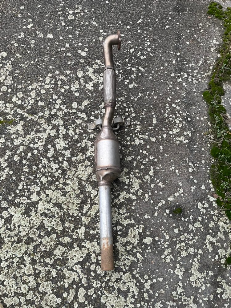 OCTAVIA 1.9TDI 1.díl výfuku s katalyzátorem