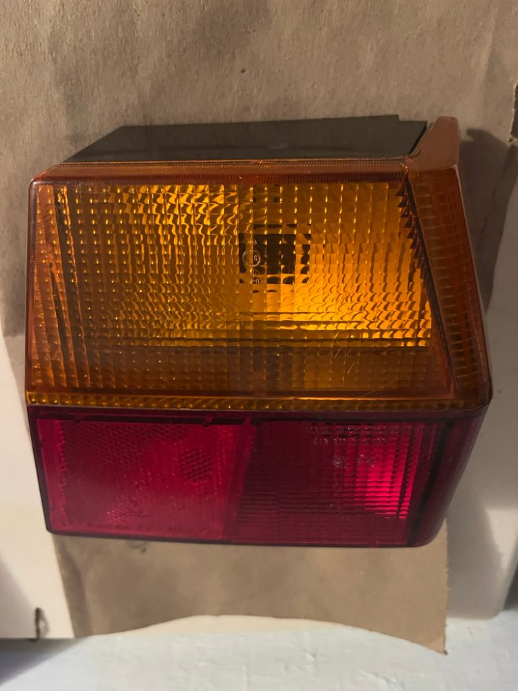 Zadní světla na ŠKODA FAVORIT FORMAN