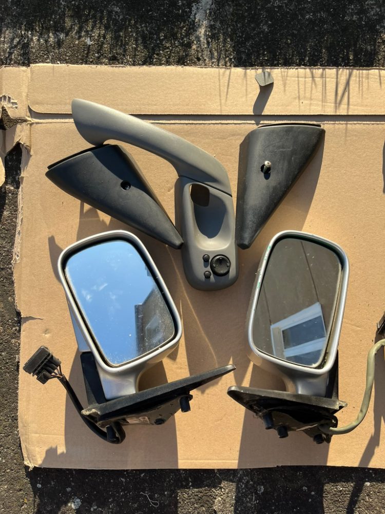 Elektrická zrcátka FELICIA stříbrné Elektrická zrcátka FELICIA stříbrné