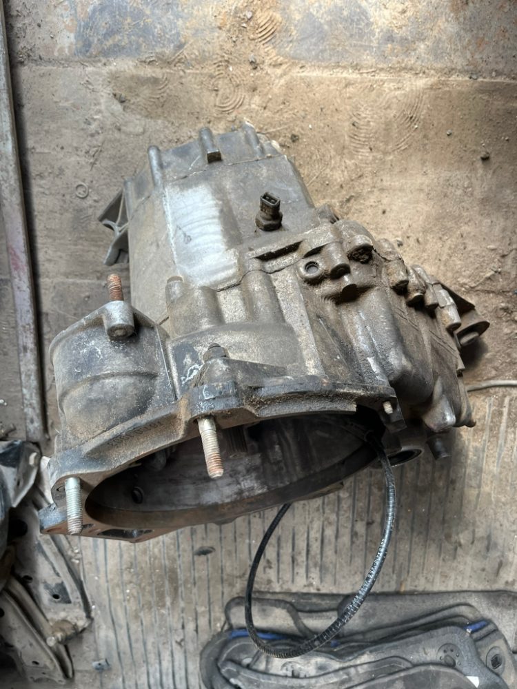 FELICIA 1.9D převodovka na diesel