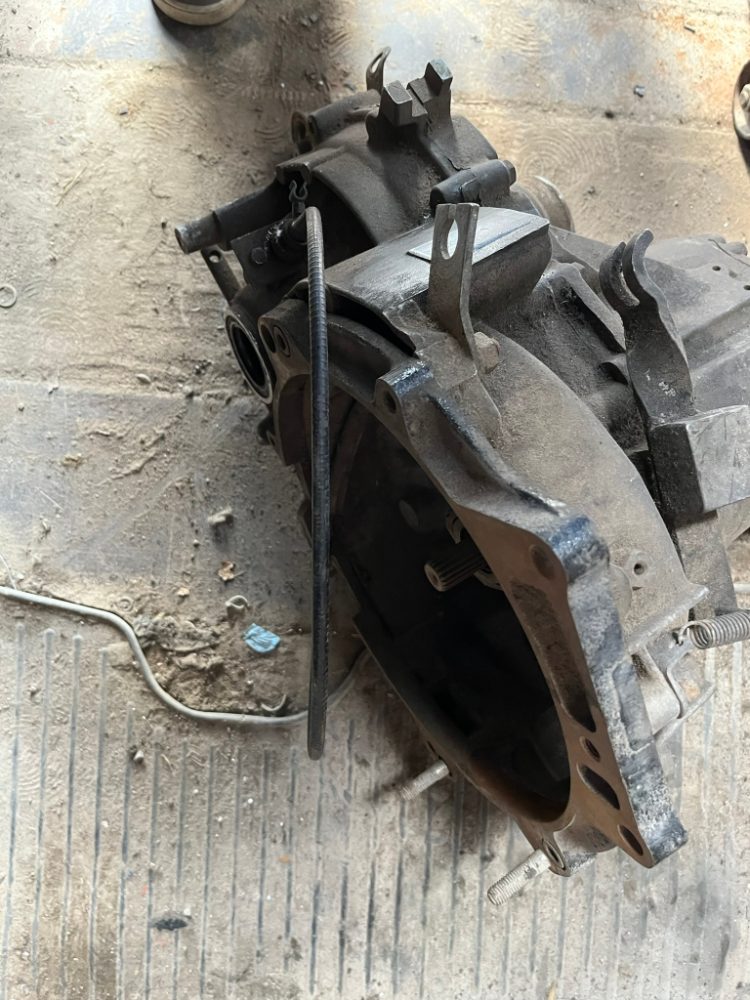 FELICIA 1.9D převodovka na diesel