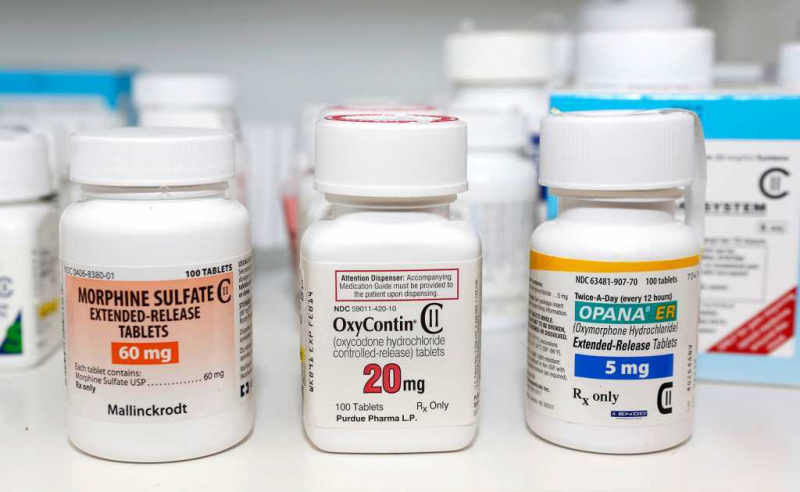 Kupte si l éky proti bolesti, prášky na spaní, na h ubnutí a další.