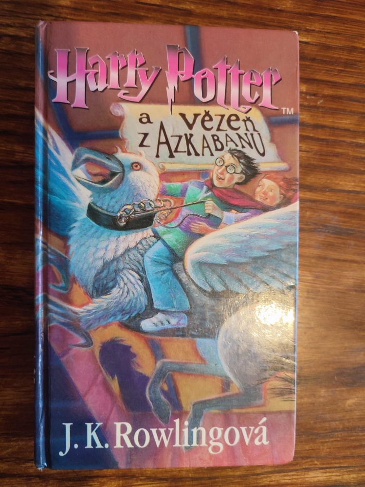 Prodam 4 knihy Harry potter,prvni vydani.