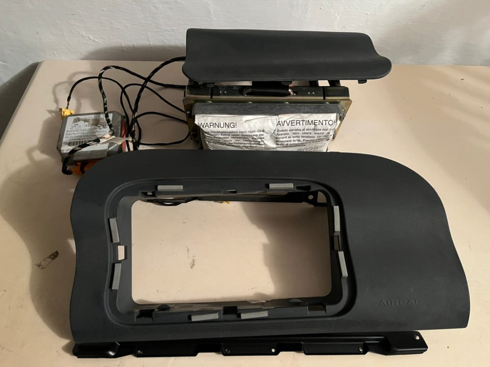 Komplet 2x Airbag ŠKODA FELICIA Komplet 2x Airbag ŠKODA FELICIA