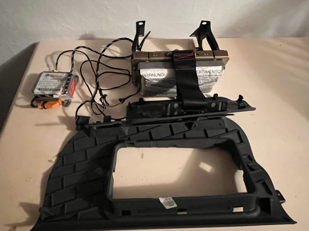 Komplet 2x Airbag ŠKODA FELICIA Komplet 2x Airbag ŠKODA FELICIA