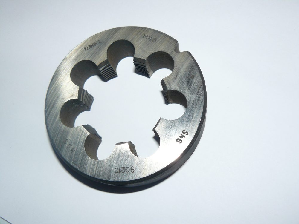 OČKO ZÁVITOVÉ ČSN 223210 M 48x2 HSS - NAREX ČR (NOVÉ)